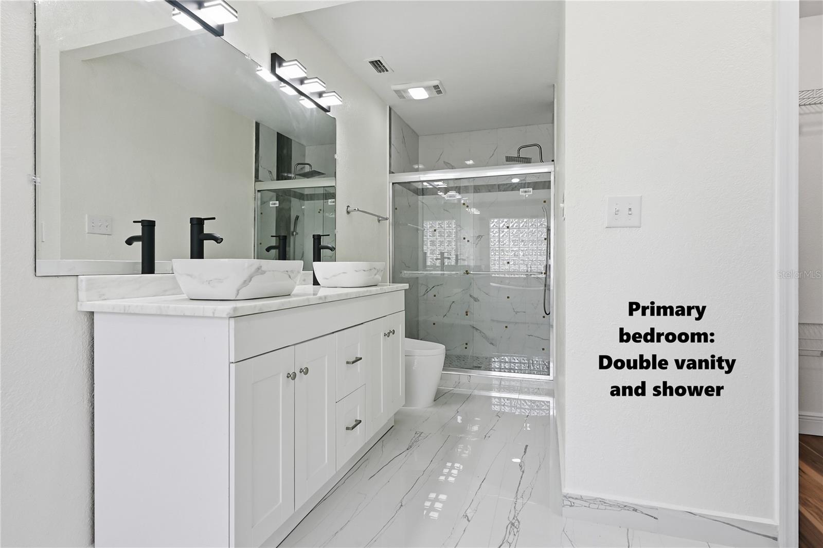 Image 30 of 39 For 174 Clubview Circle