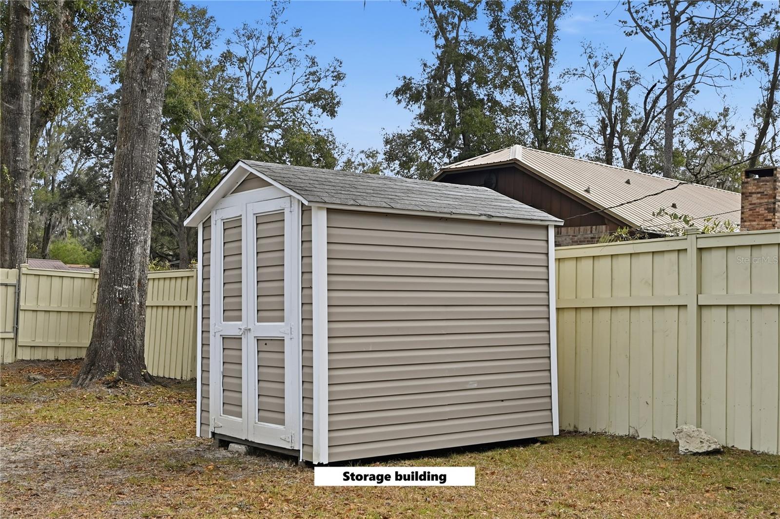 Image 39 of 39 For 174 Clubview Circle