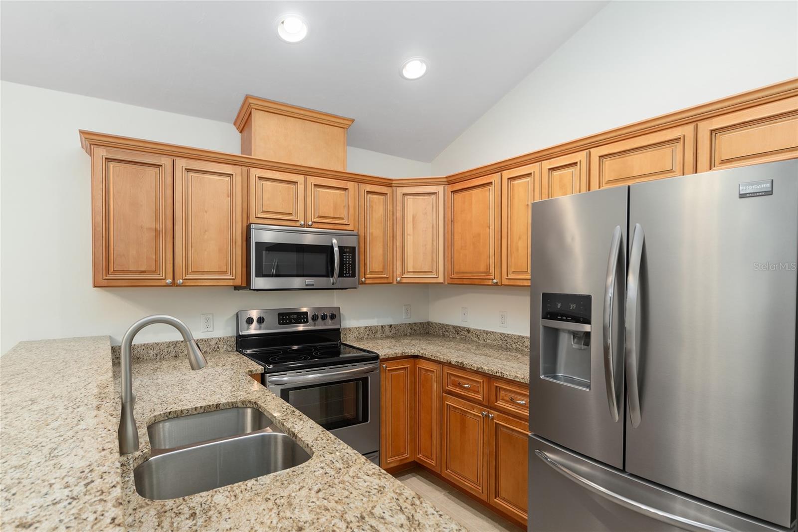 Image 17 of 48 For 6083 117th Place