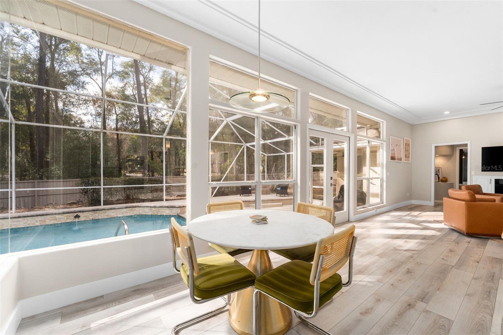 Listing photo id 15 for 8966 44th Lane