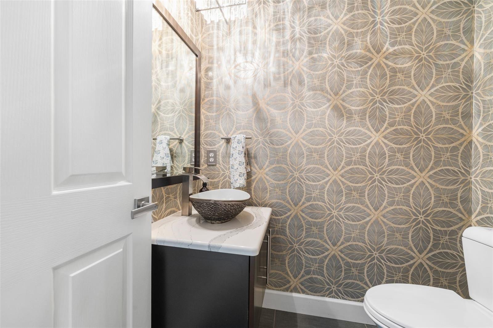 Listing photo id 31 for 8966 44th Lane