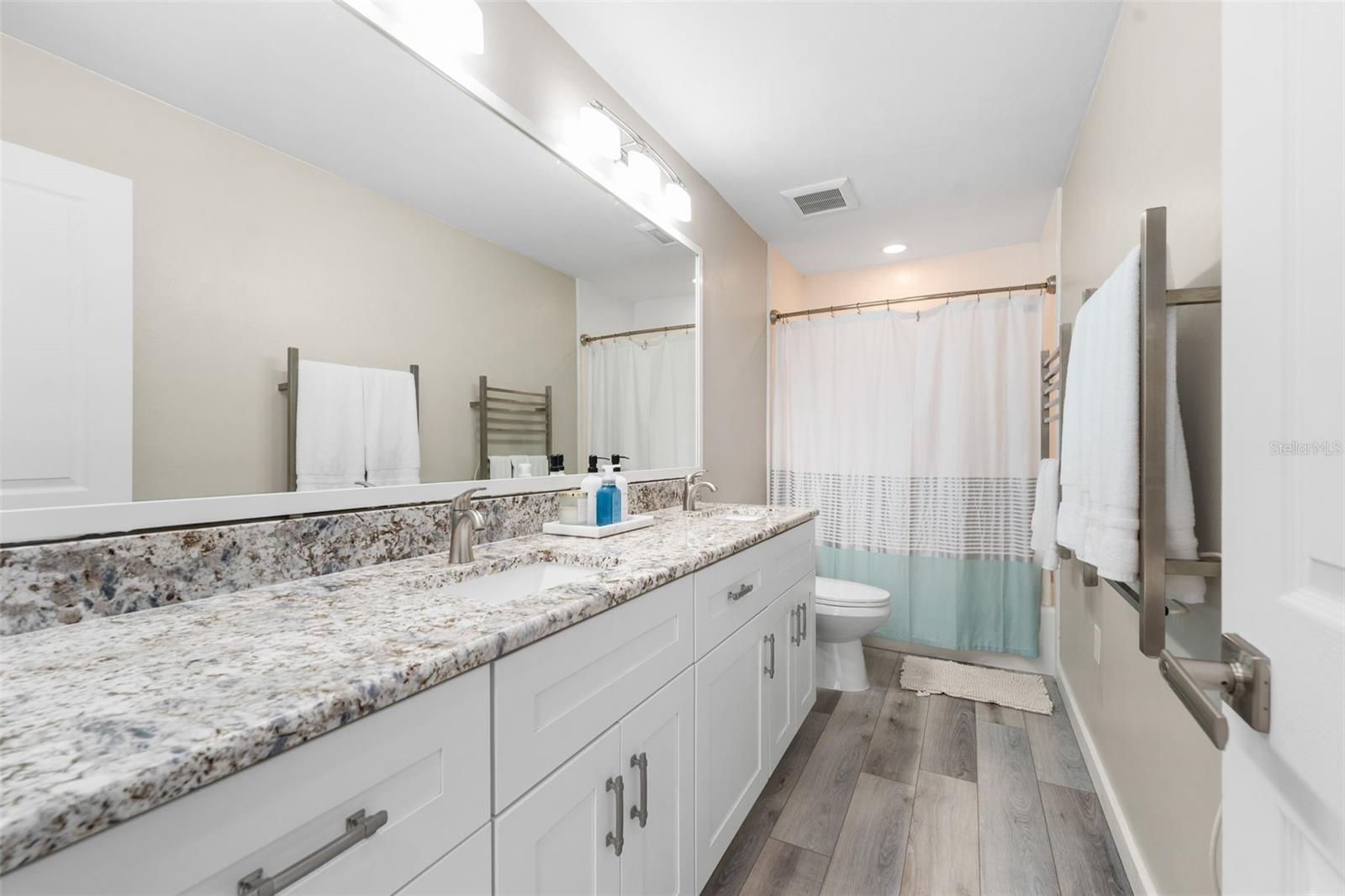 Listing photo id 35 for 8966 44th Lane