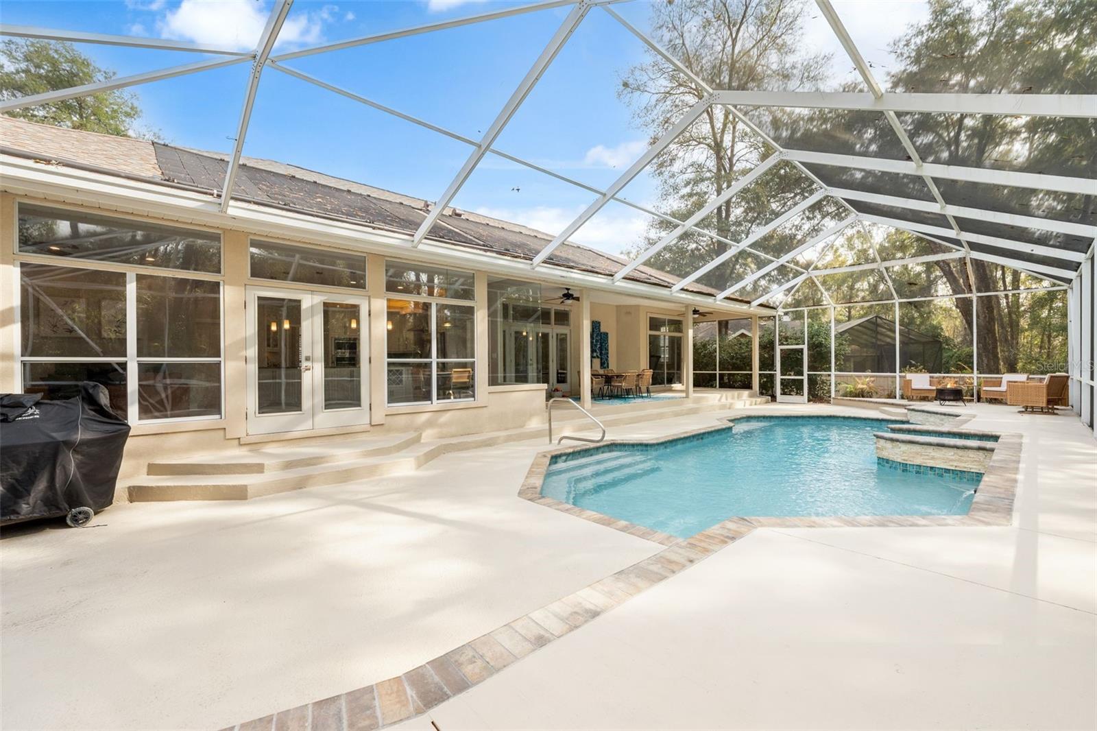 Listing photo id 36 for 8966 44th Lane