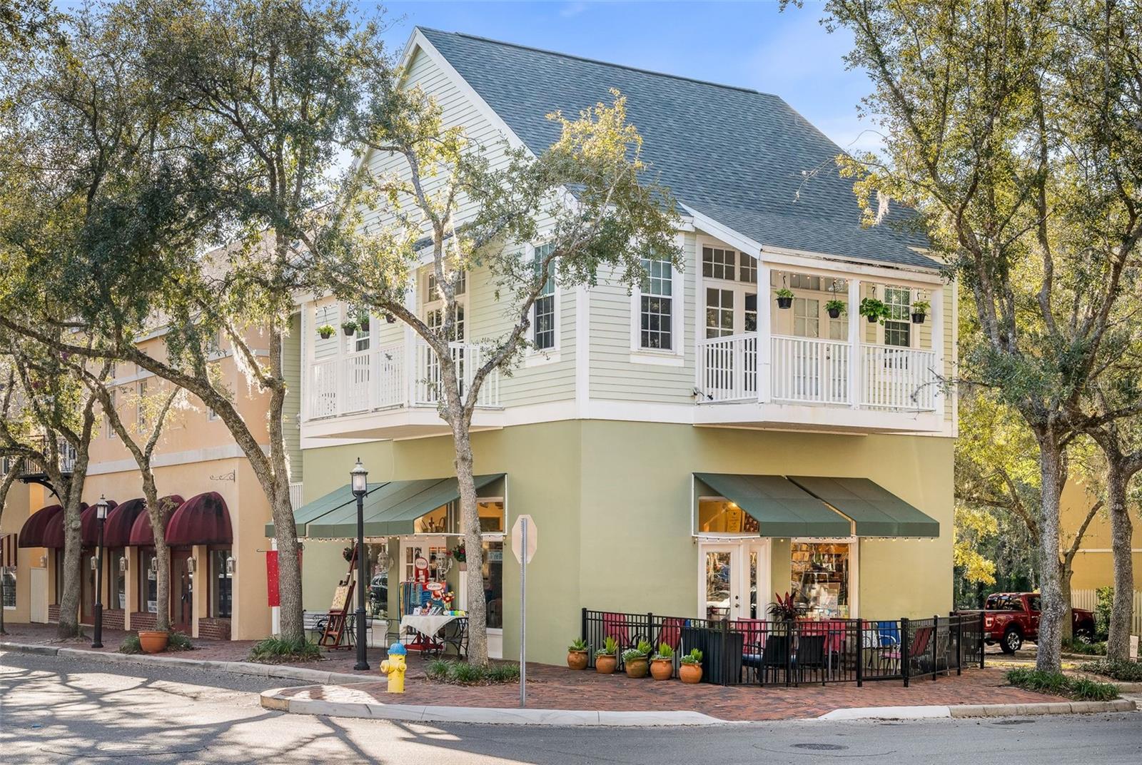 Listing photo id 52 for 8966 44th Lane