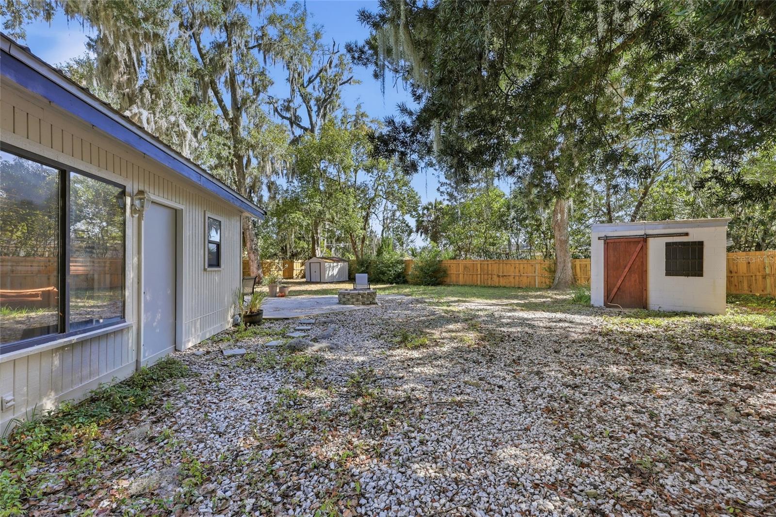 Image 22 of 26 For 431 32 Avenue