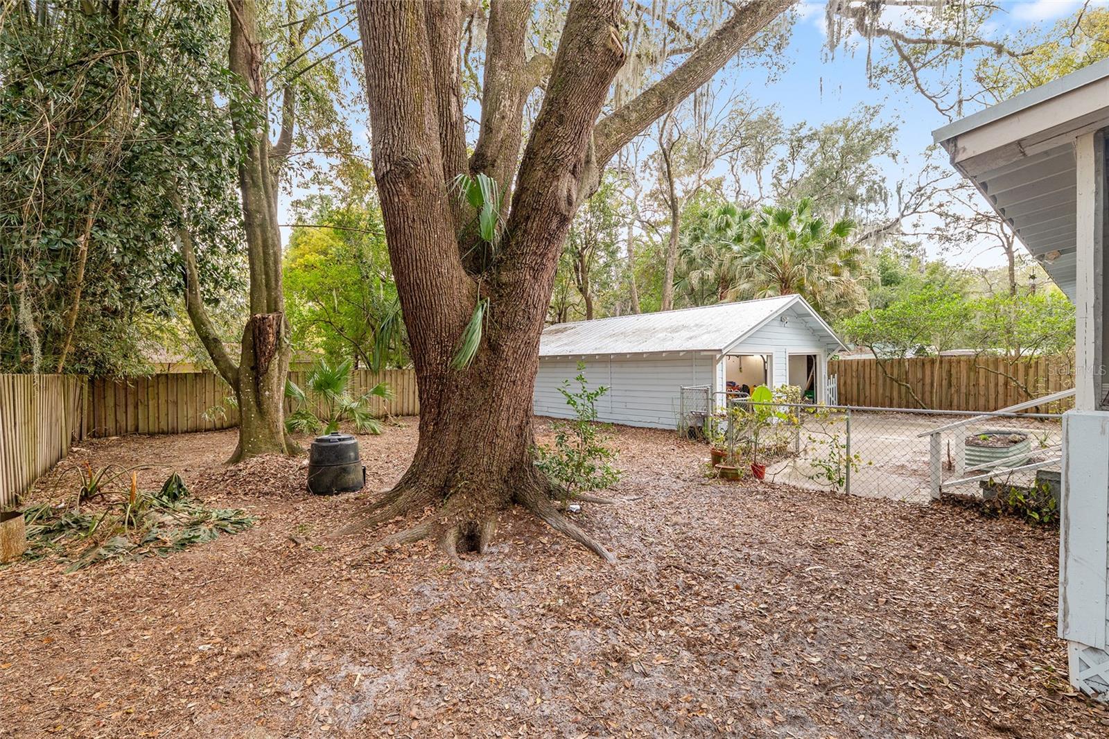 Image 32 of 47 For 929 7th Avenue