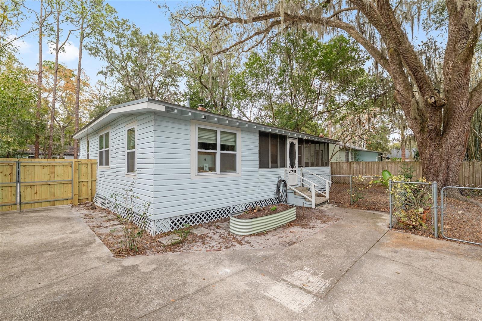 Image 33 of 47 For 929 7th Avenue