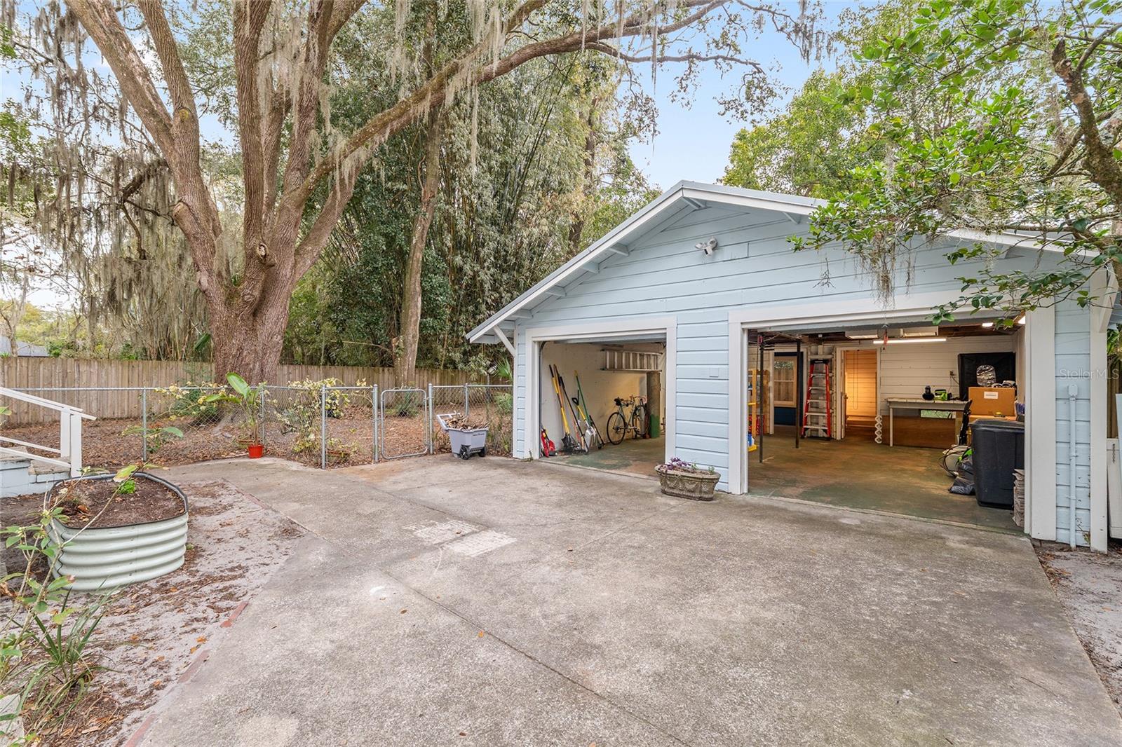 Image 35 of 47 For 929 7th Avenue