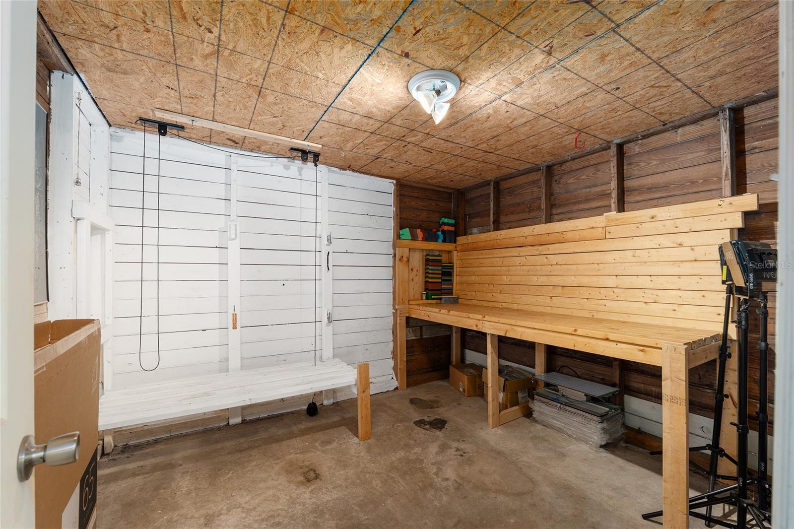 Image 38 of 47 For 929 7th Avenue