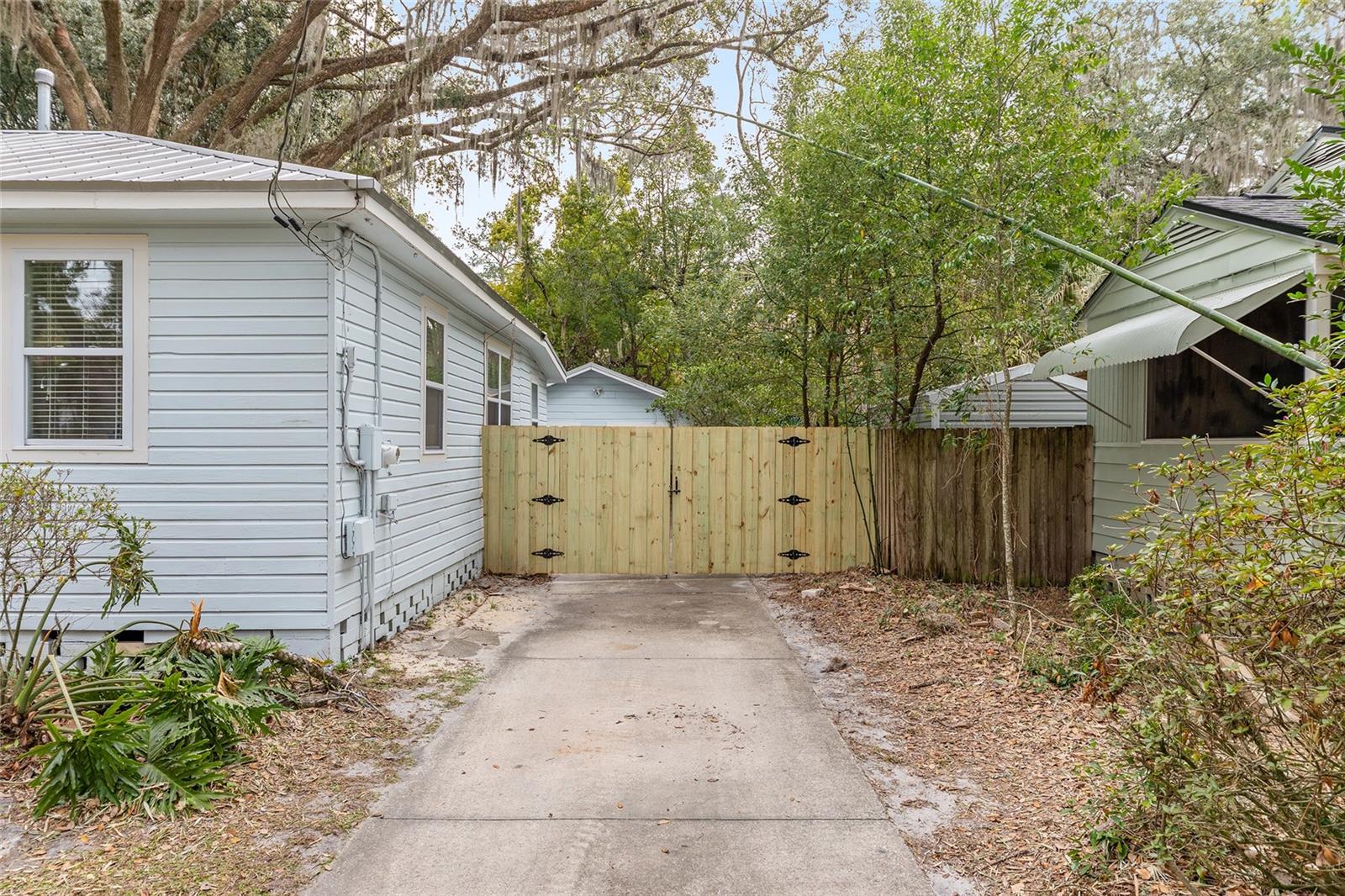 Image 40 of 47 For 929 7th Avenue