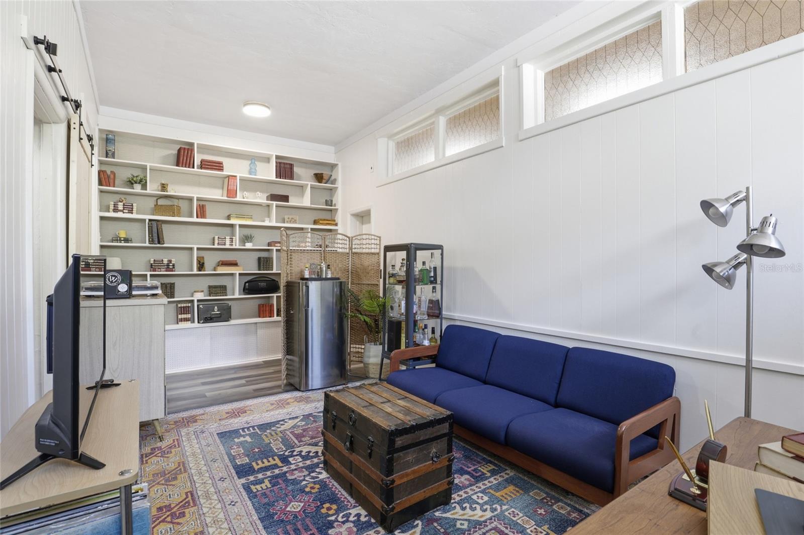 Image 18 of 54 For 600 35th Street