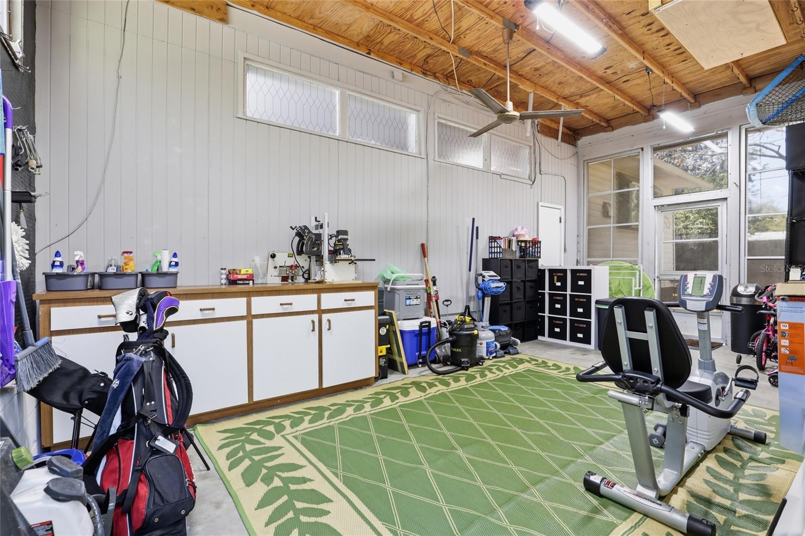 Image 39 of 54 For 600 35th Street