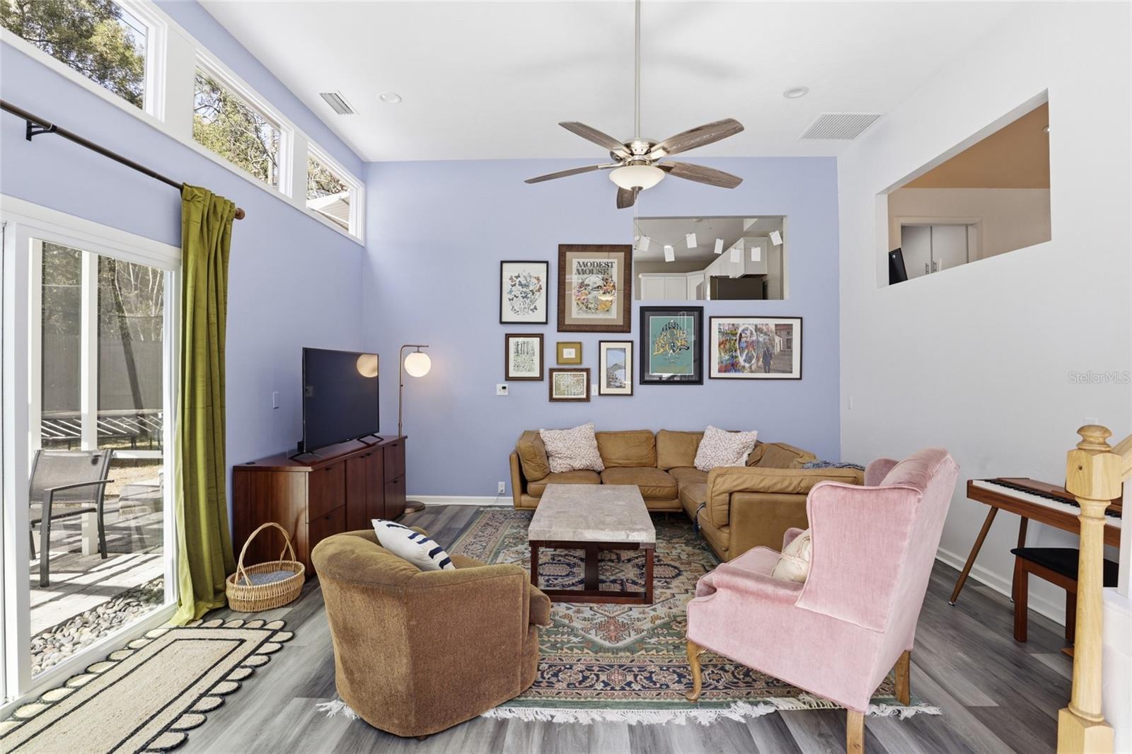 Image 9 of 54 For 600 35th Street