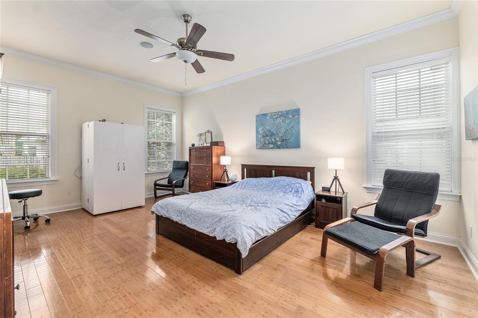 Image 18 of 51 For 5034 11th Place