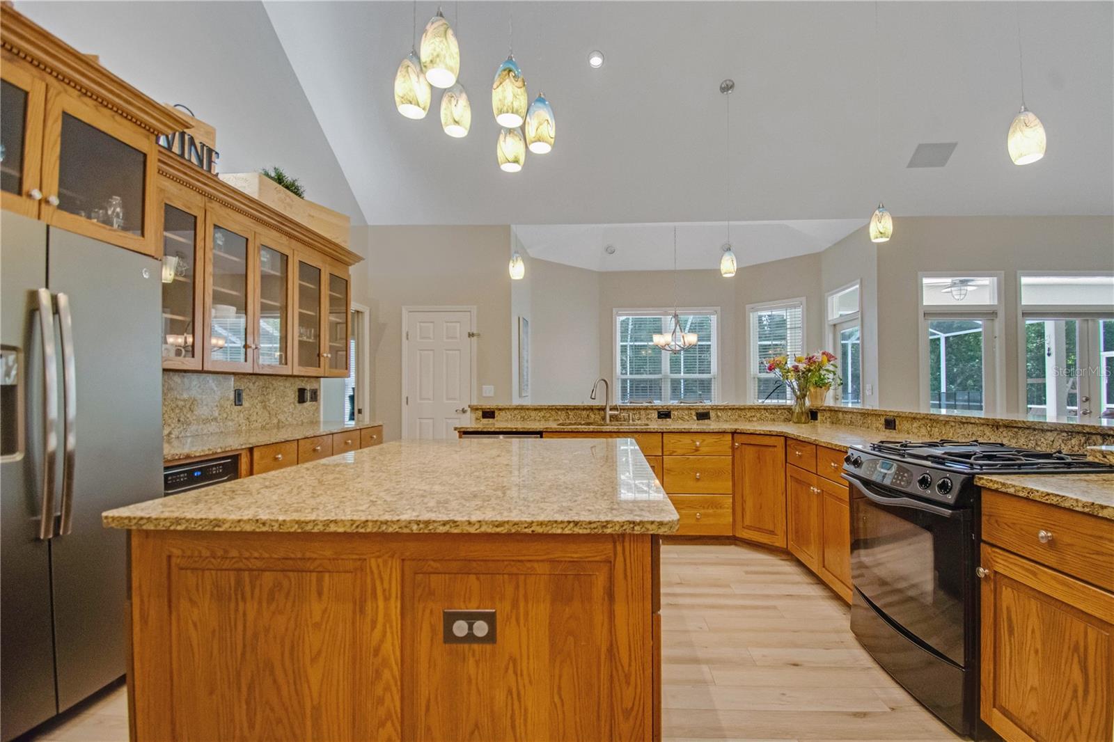 Image 13 of 51 For 4923 62nd Street