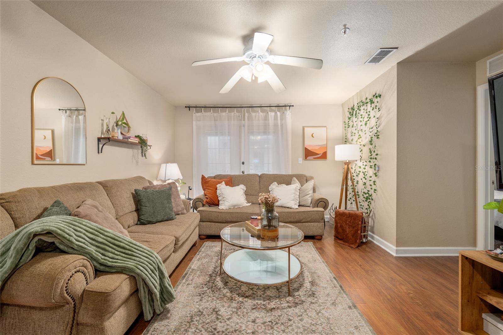 Image 12 of 37 For 835 9th Street 103