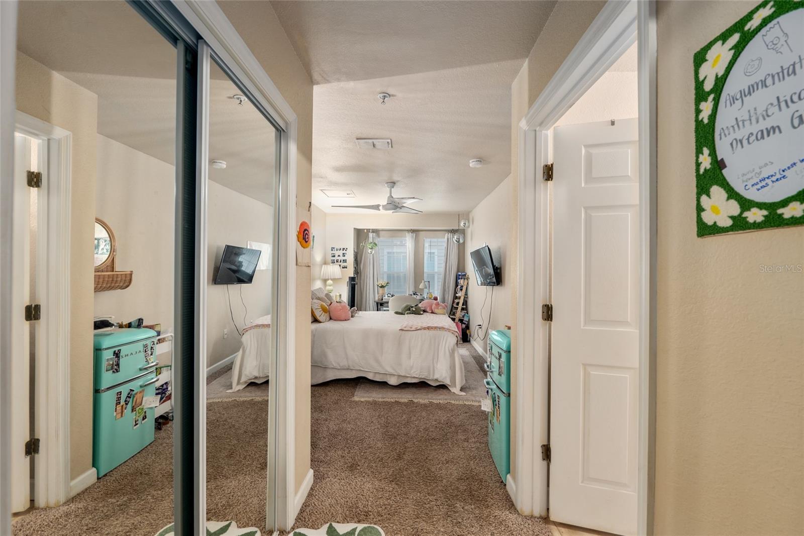 Image 18 of 37 For 835 9th Street 103