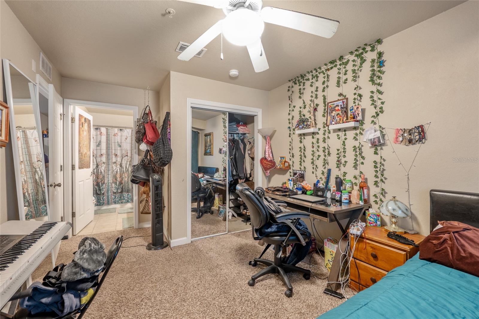 Image 20 of 37 For 835 9th Street 103