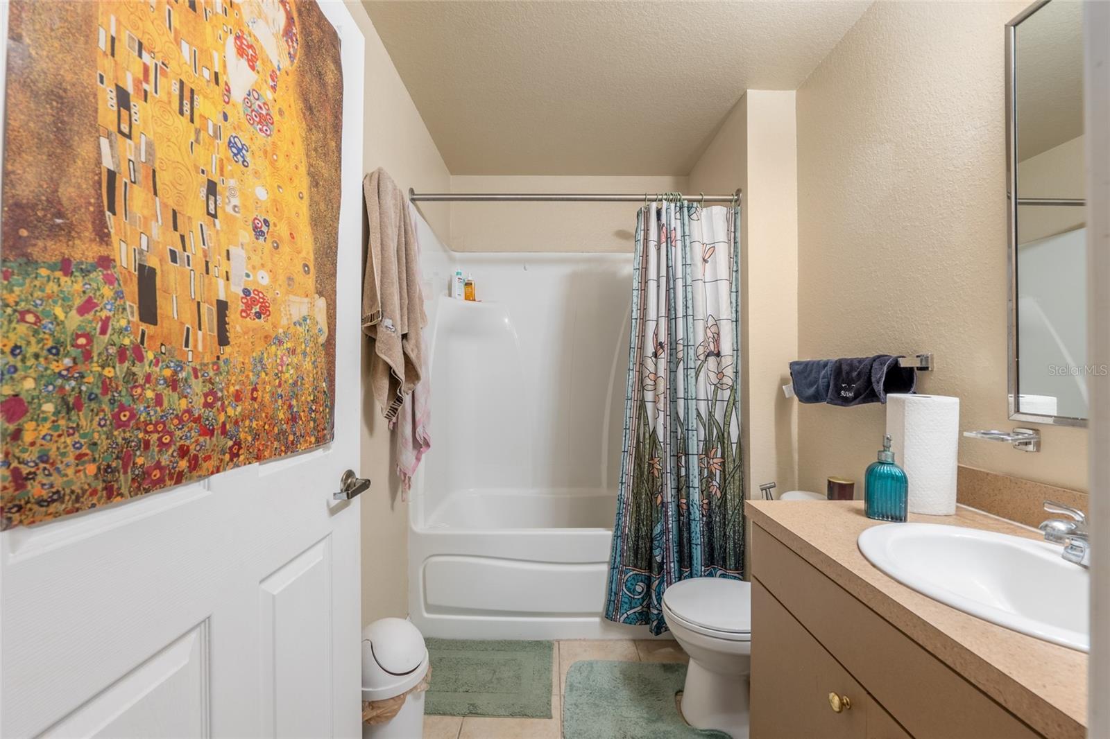 Image 24 of 37 For 835 9th Street 103