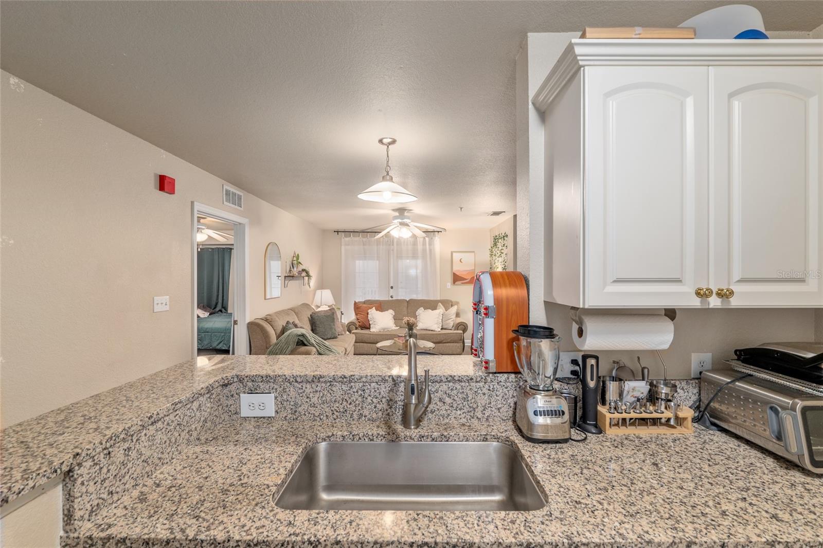 Image 5 of 37 For 835 9th Street 103