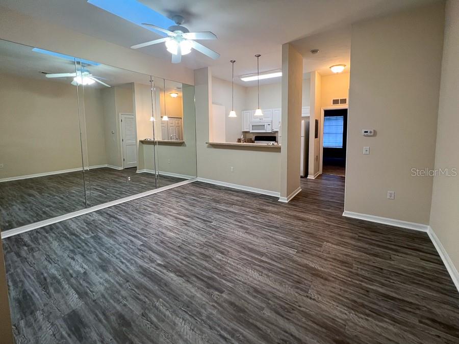 Image 4 of 15 For 4014 26th Drive 27