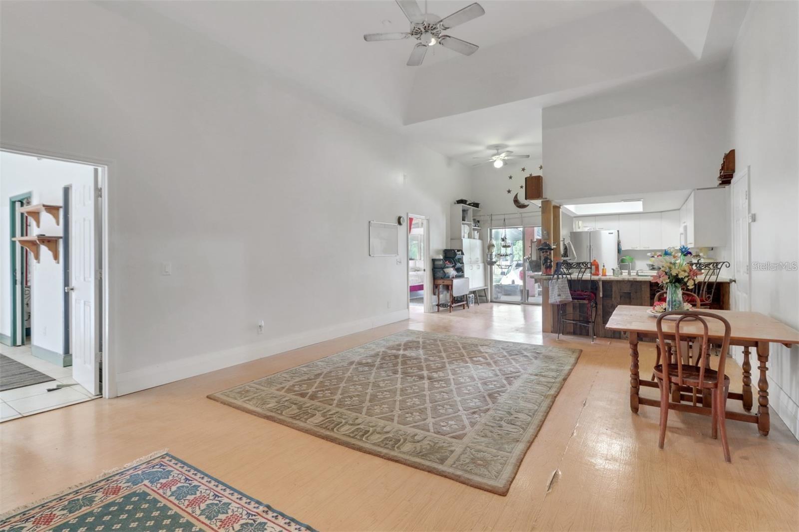 Image 10 of 39 For 1000 Rabbit Run Road