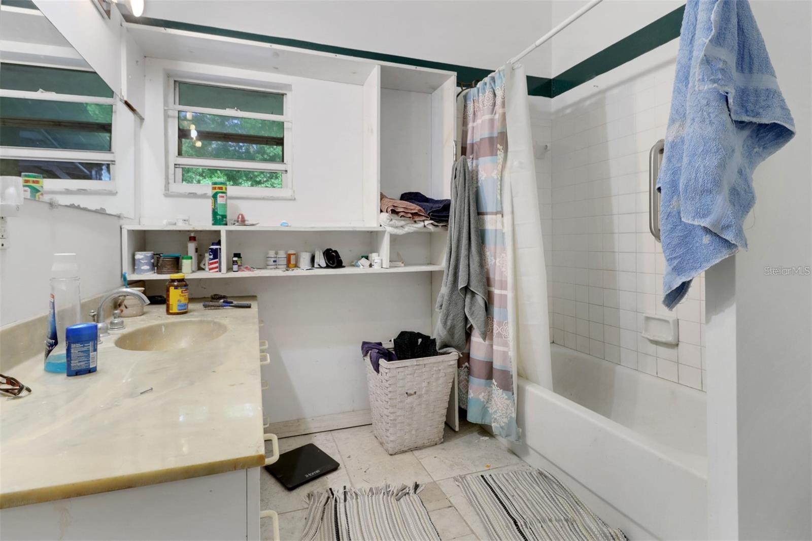 Image 23 of 39 For 1000 Rabbit Run Road