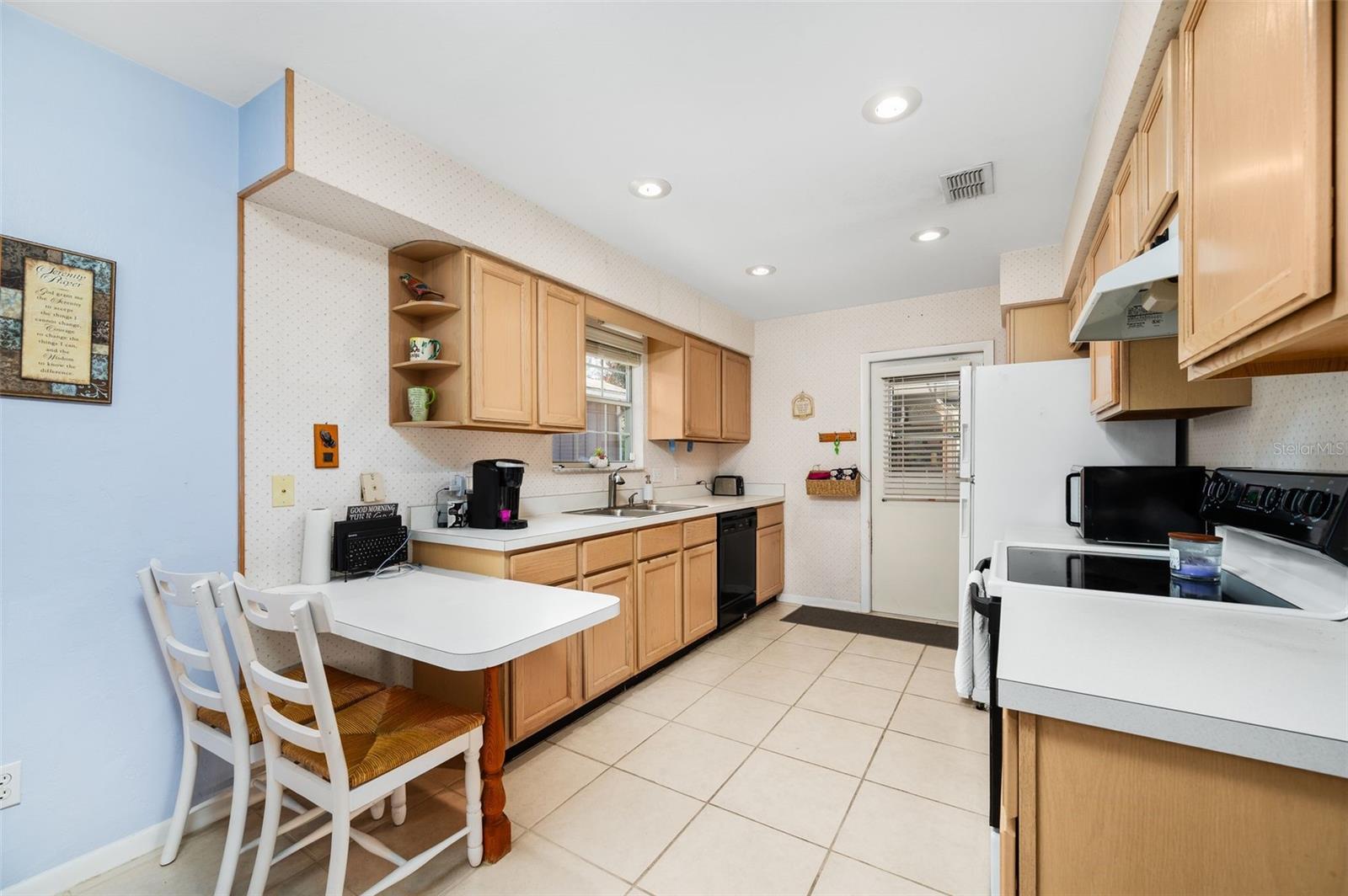 Image 10 of 29 For 8493 37th Terrace