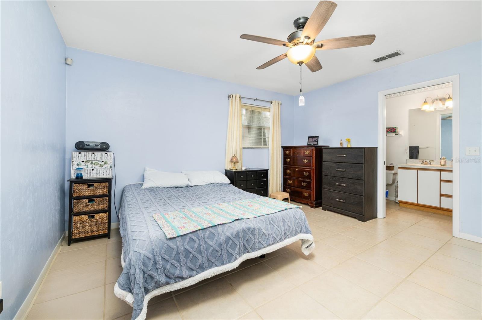 Image 16 of 29 For 8493 37th Terrace