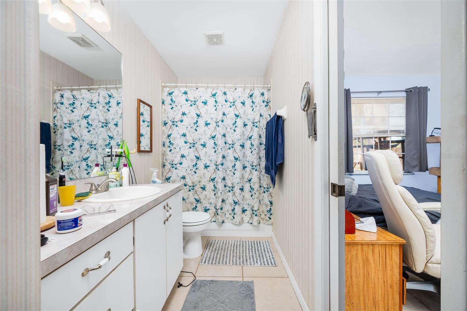 Image 20 of 29 For 8493 37th Terrace