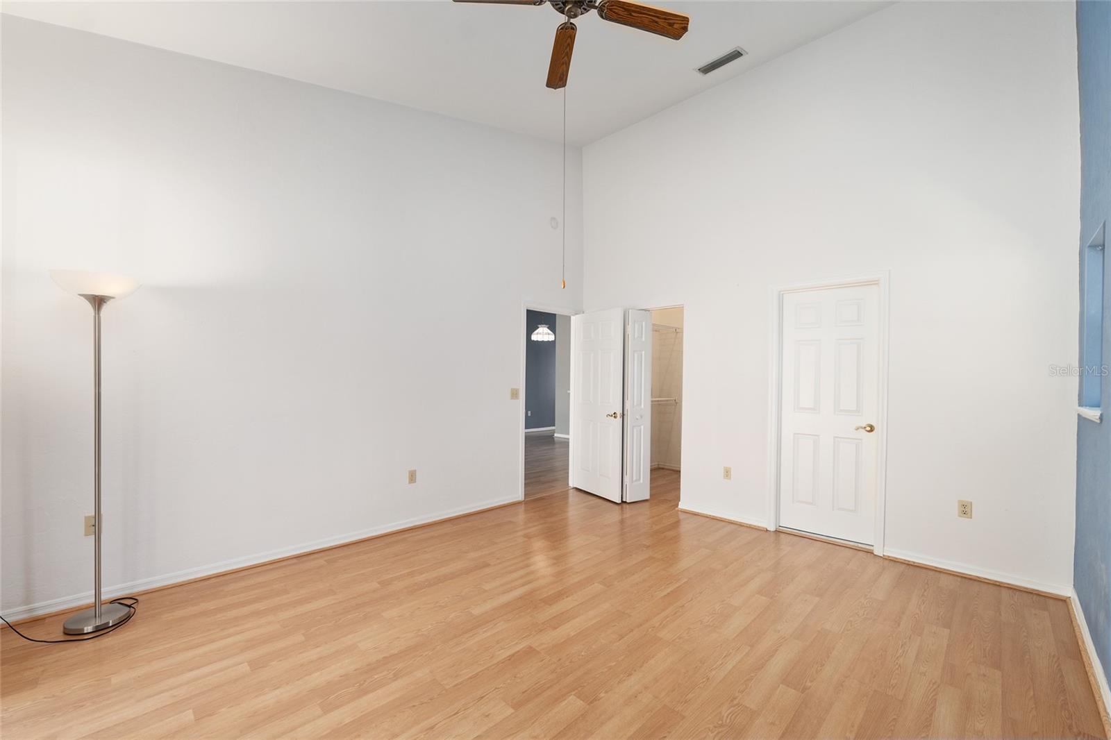 Image 33 of 63 For 3615 104th Drive 102