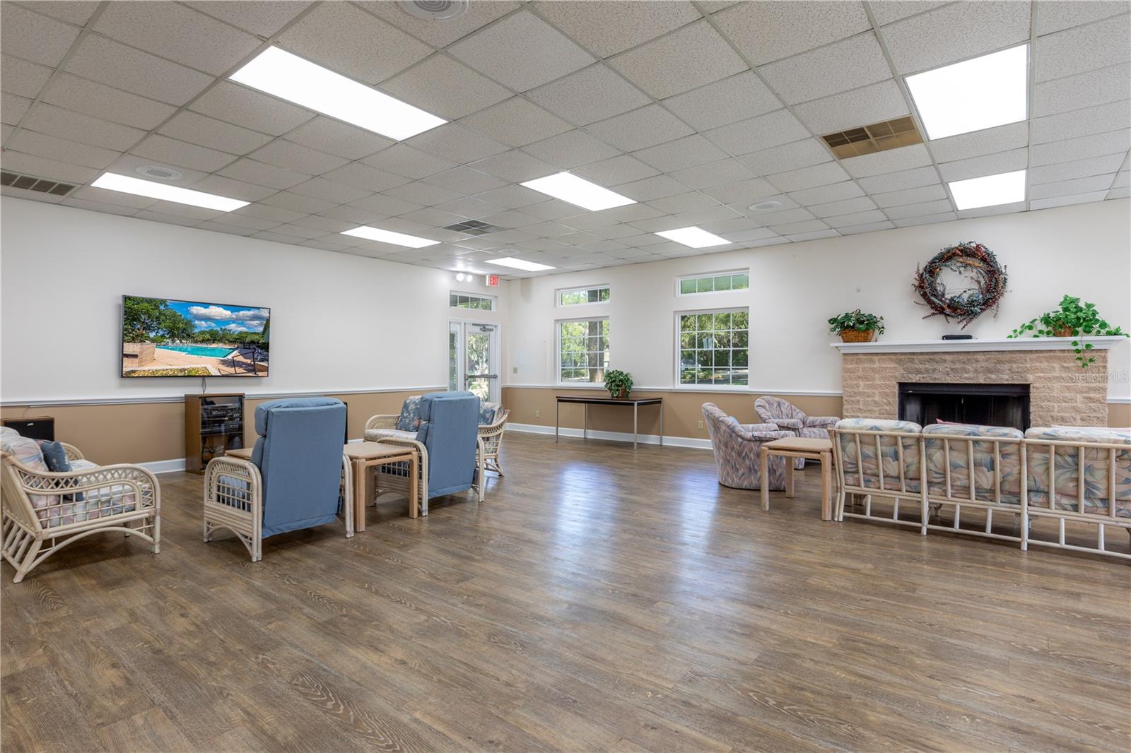 Image 60 of 63 For 3615 104th Drive 102