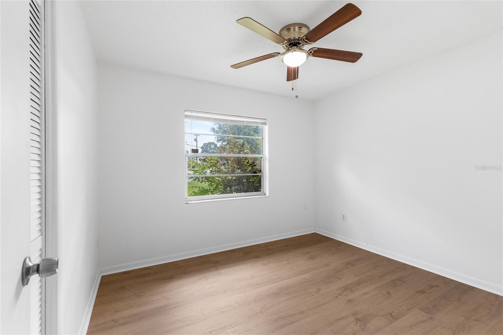 Image 22 of 36 For 2230 57th Terrace