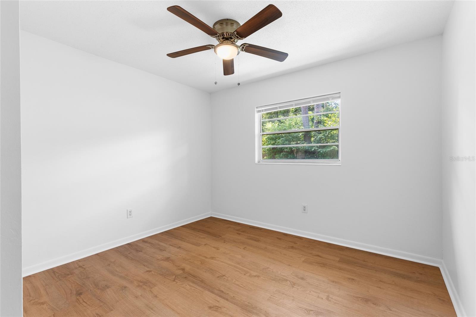 Image 23 of 36 For 2230 57th Terrace