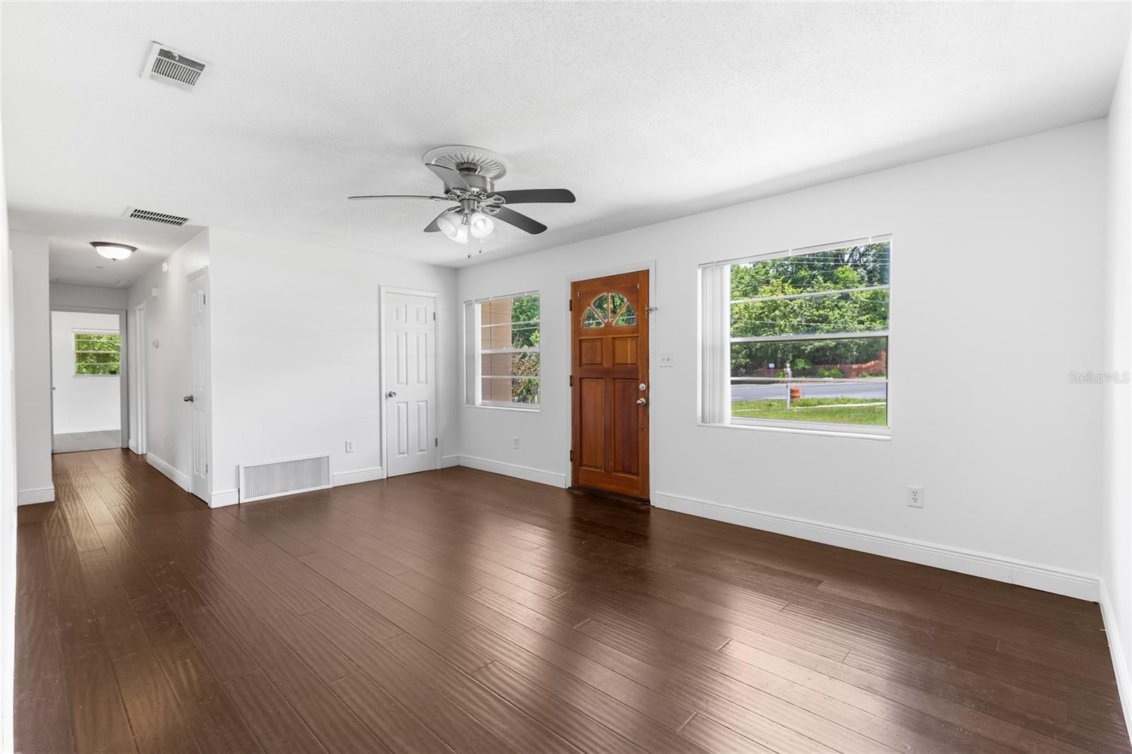 Image 9 of 36 For 2230 57th Terrace