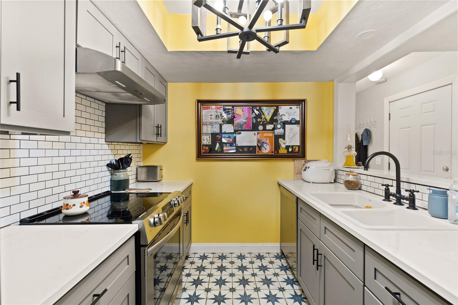 Image 10 of 29 For 900 62nd Boulevard H43