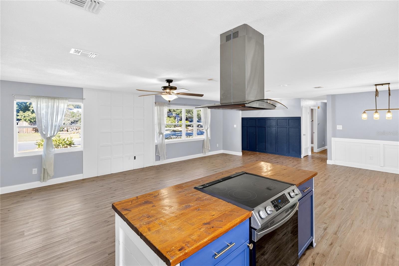 Image 12 of 27 For 3321 28th Place