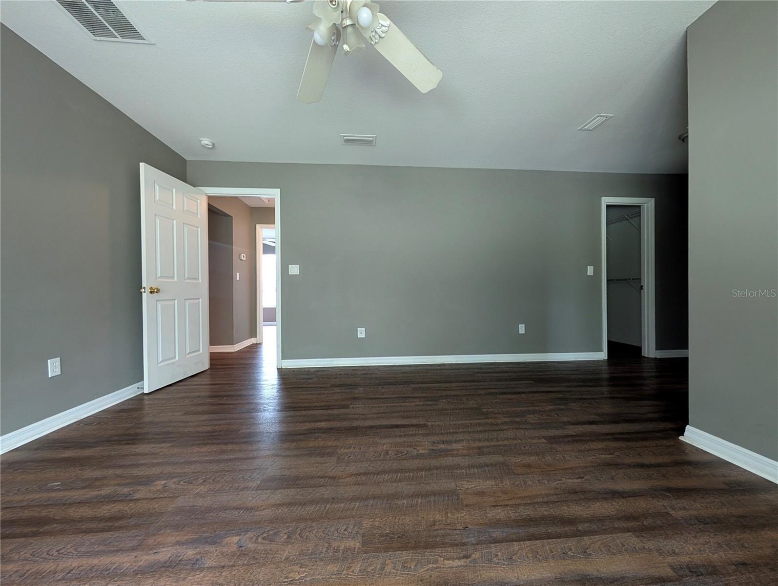 Image 20 of 43 For 138 Gremlin Way