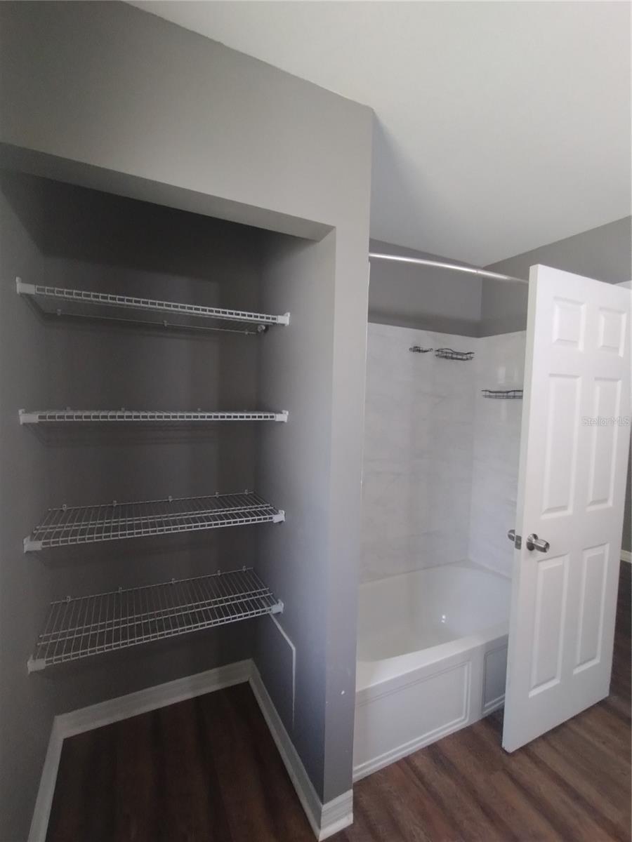 Image 27 of 43 For 138 Gremlin Way