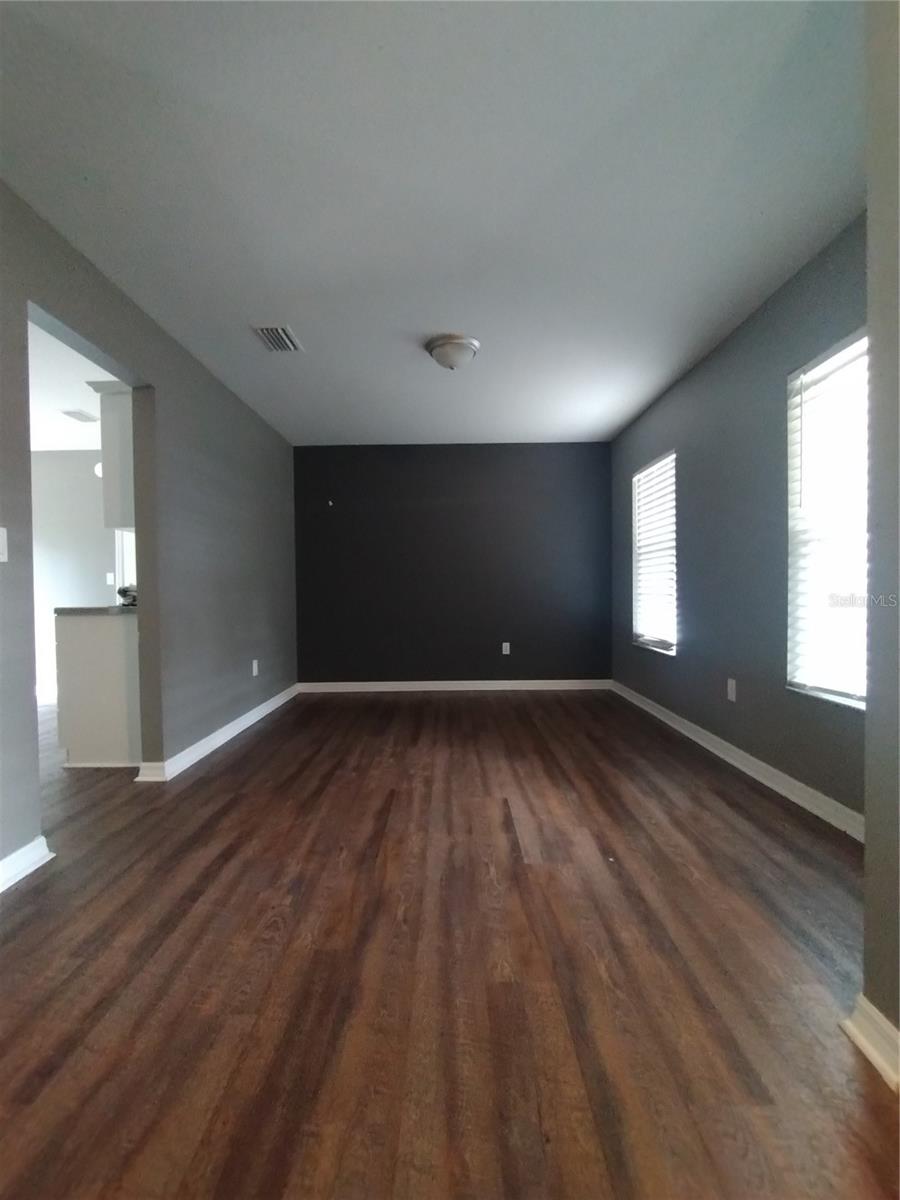 Image 3 of 43 For 138 Gremlin Way