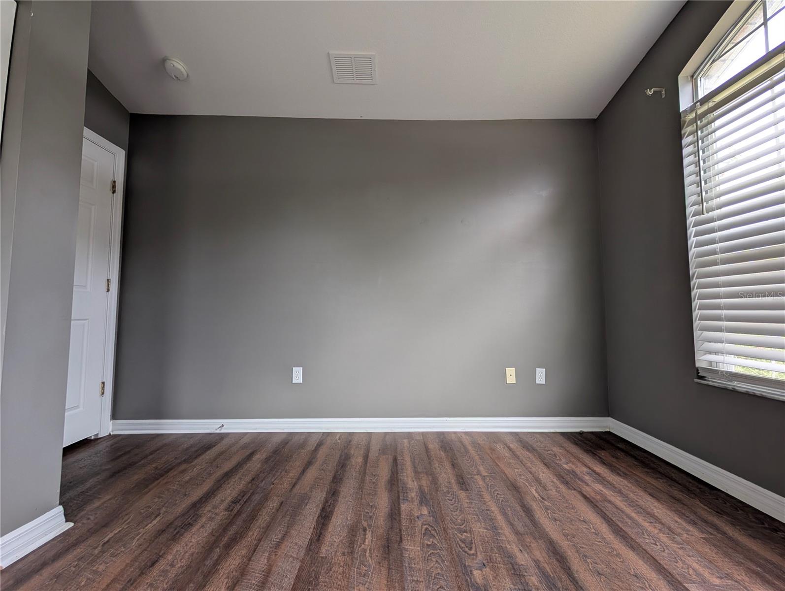 Image 35 of 43 For 138 Gremlin Way