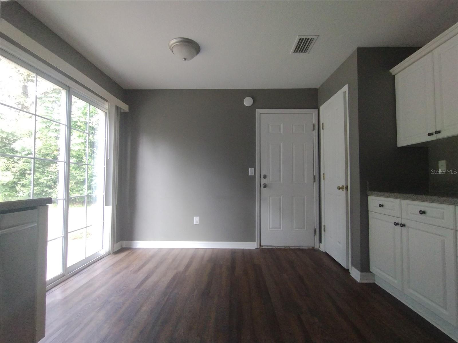 Image 7 of 43 For 138 Gremlin Way