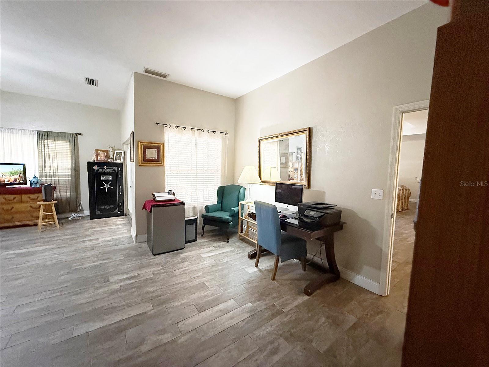 Image 21 of 99 For 2039 State Road 26