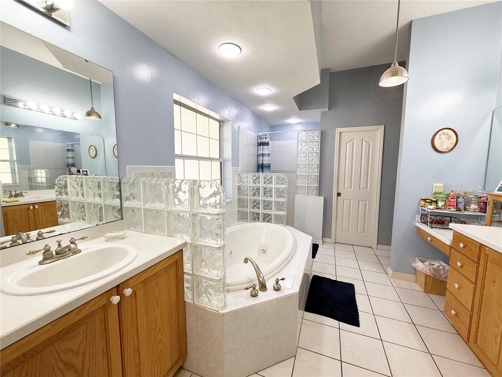 Image 24 of 99 For 2039 State Road 26