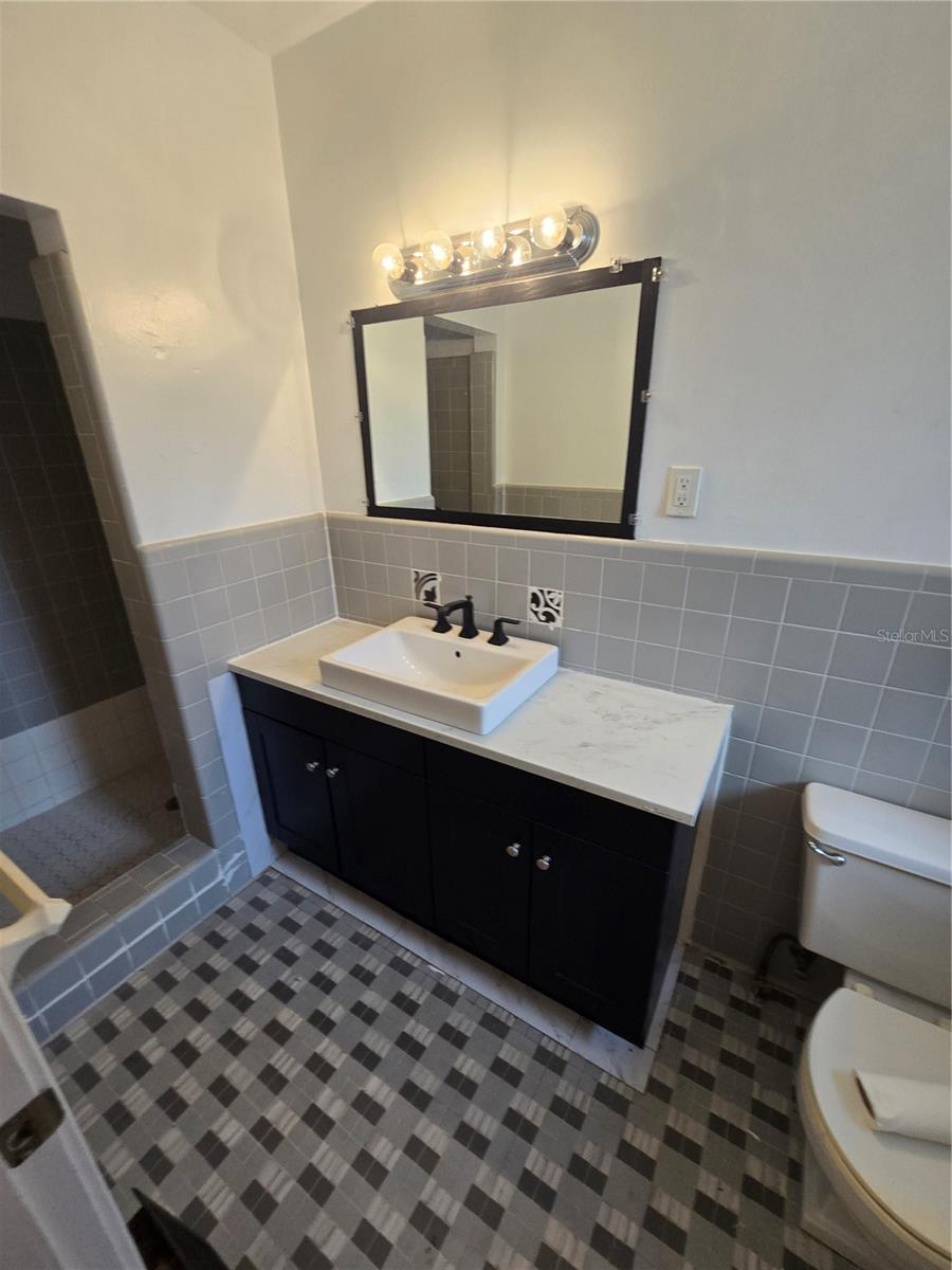 Image 16 of 19 For 1553 21st Avenue