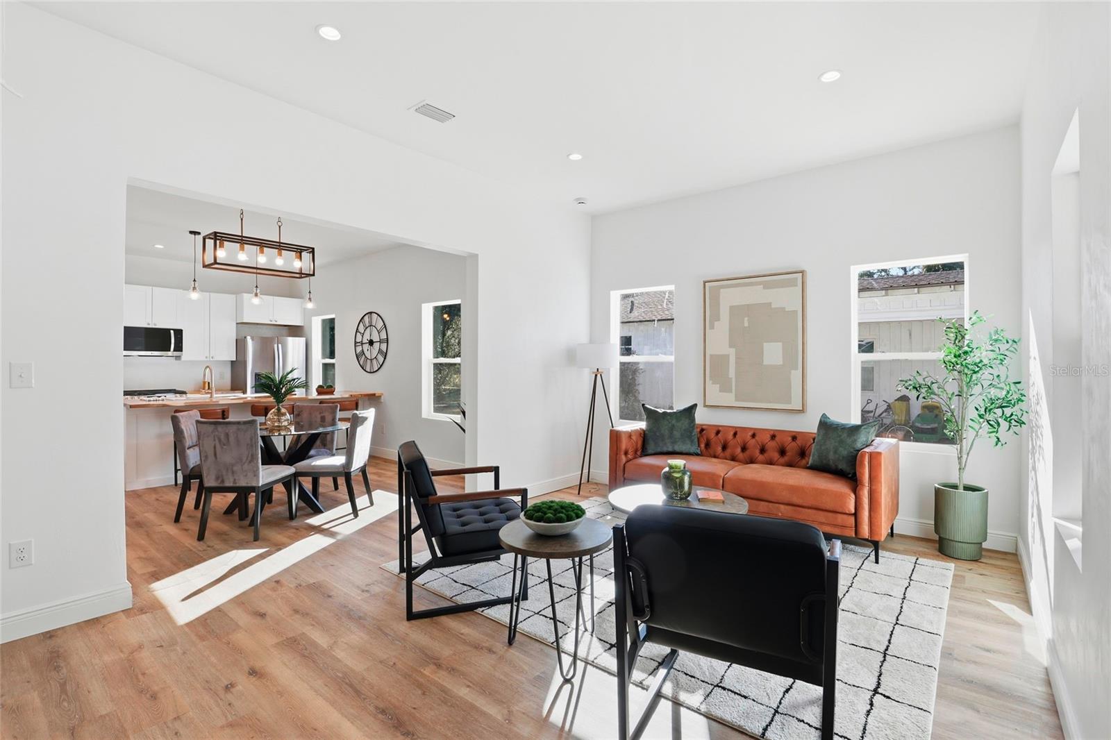 Image 7 of 27 For 215 1st Avenue