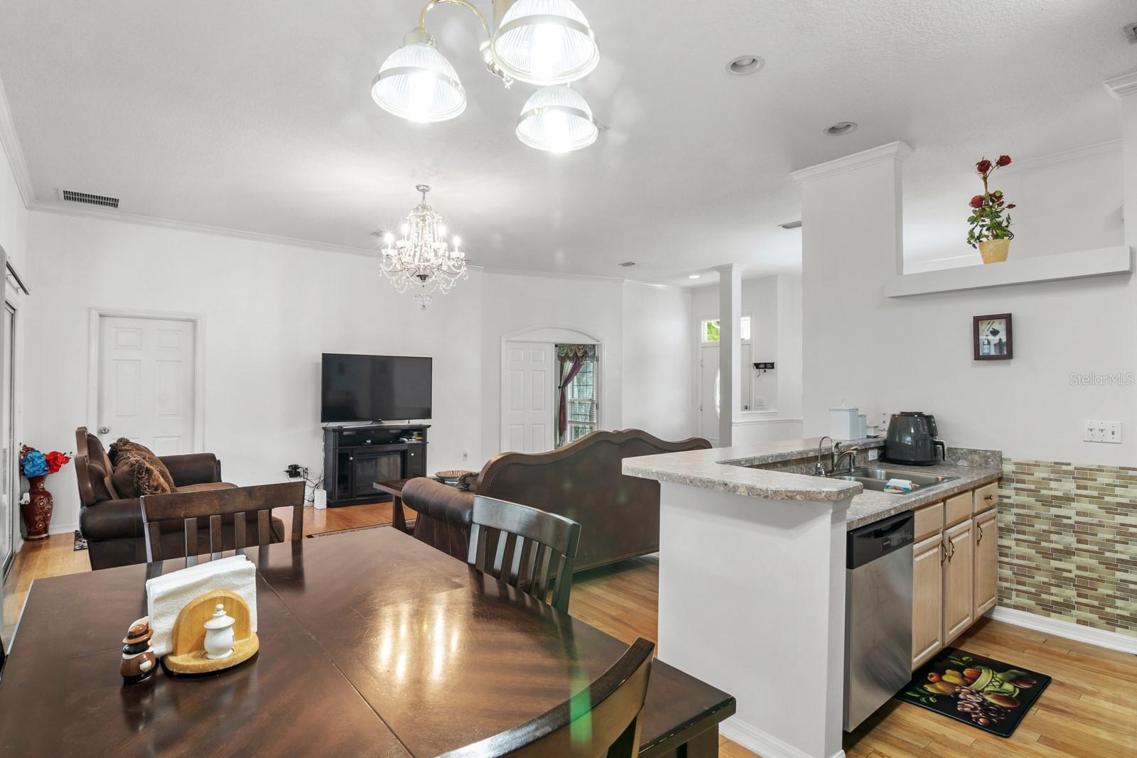 Image 14 of 35 For 7120 85th Terrace Sw