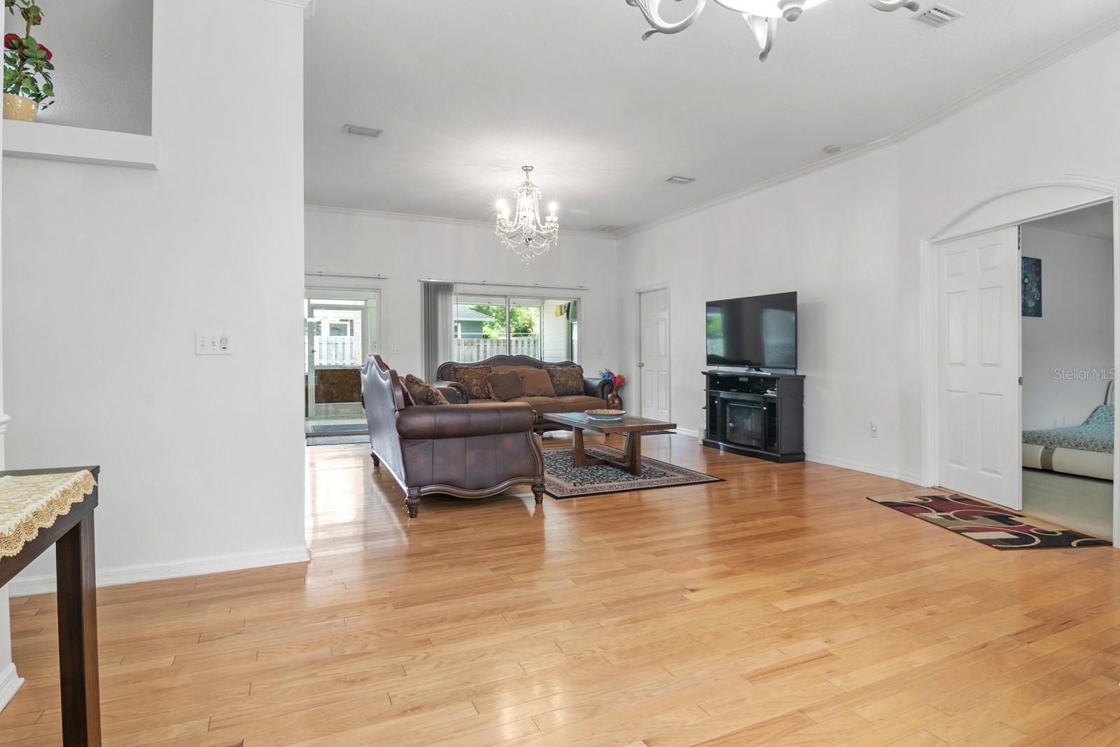 Image 9 of 35 For 7120 85th Terrace Sw