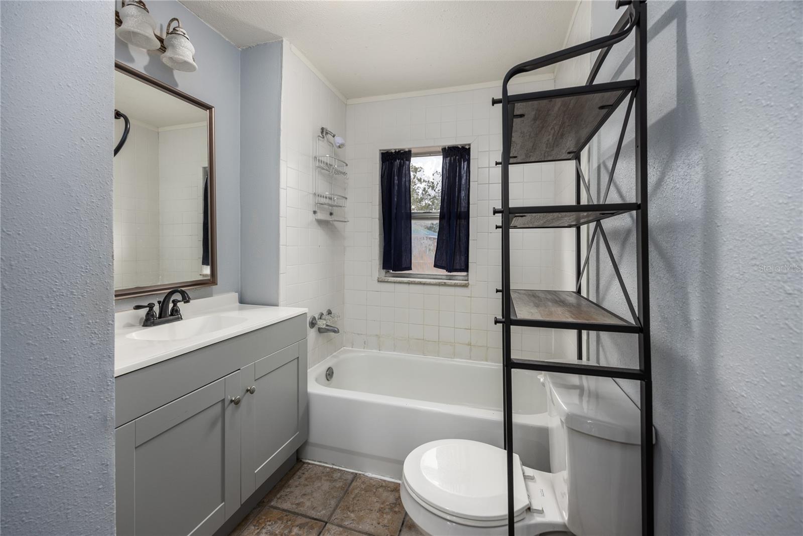 Image 13 of 34 For 1001 2nd Avenue