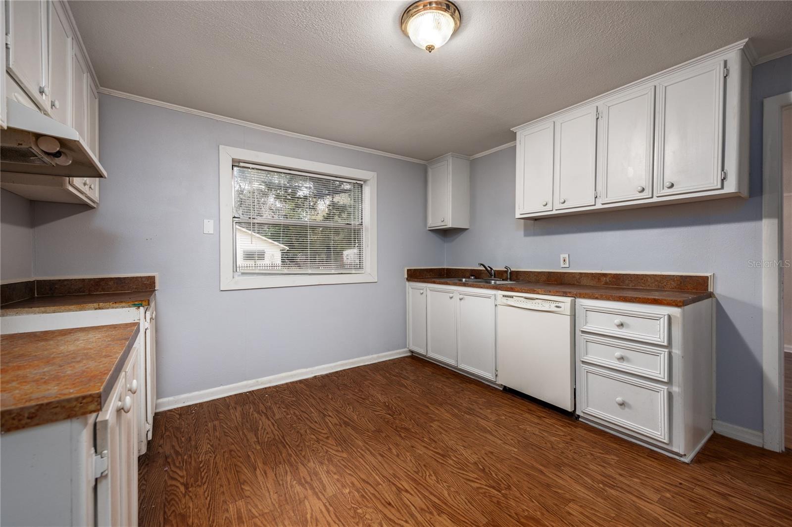 Image 3 of 34 For 1001 2nd Avenue